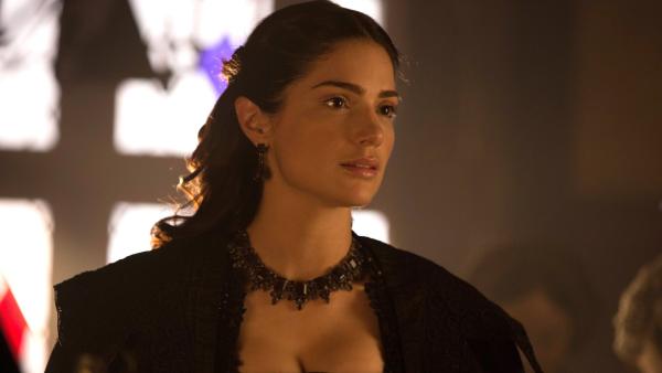 Macht, magie en verleiding in deze gothic fantasyserie op Disney+: 