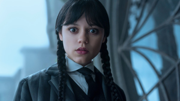 Kun je niet meer wachten op de volgende afleveringen van 'Wednesday'? Kijk dan naar deze bovennatuurlijke serie op Netflix