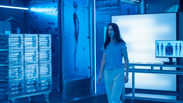 Recensie NPO Start-serie 'Orphan Black: Echoes'