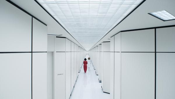 Het derde seizoen van Apple TV's grootste scifi-verhaal krijgt een boosaardige plotwending die de serie naar een hoger niveau tilt