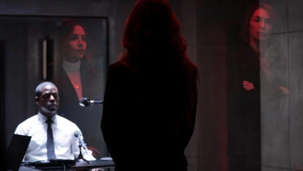 Dertien miljard minuten! Mysterieuze en bloedspannende scifi-serie op Disney+ verbreekt alle records