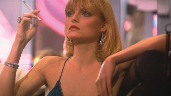 Michelle Pfeiffer is plots weer helemaal hot, duikt op in twee nieuwe series