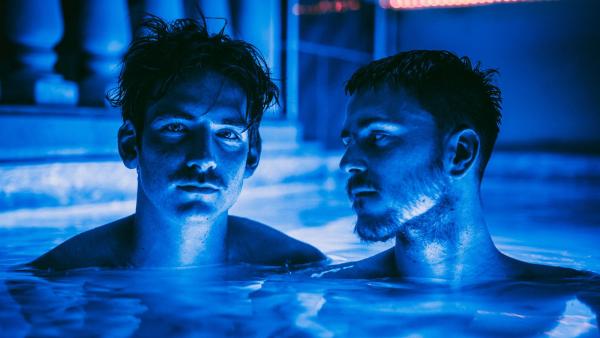 'Oh, Otto!': de wondere wereld van Grindr in Belgische queer tragikomedie die doet denken aan 'Girls'