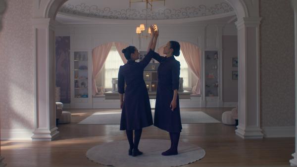 'The Testaments': vervolg op ‘The Handmaid’s Tale’ maakt sterk statement over vrouwelijke kracht en seksueel misbruik