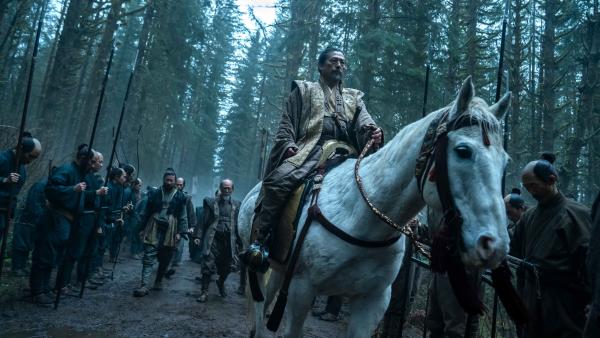 Deze epische en historische oorlogsserie met een formidabele 8,6 op IMDb gaat het in het tweede seizoen over een hele andere boeg gooien