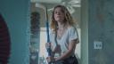 Tatiana Maslany's personage ontspoort volledig in eerste teaser van nieuwe zwartkomische Apple TV-serie
